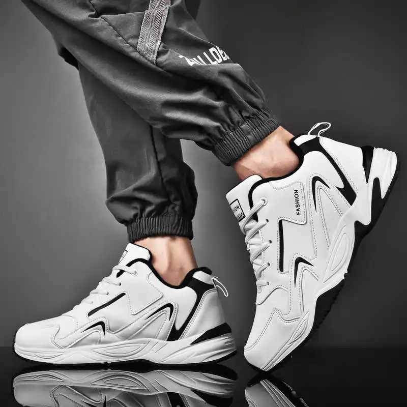 Sepatu kets olahraga untuk pri - Tech Office Outfits Men ulasan dan harga